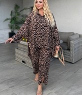 Красивый костюм BEL-75A18