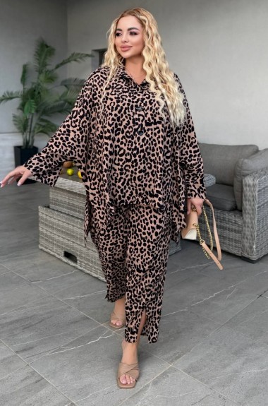 Красивый костюм BEL-75A18