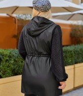 Куртка з куліскою на талії і капюшоном VOJ-968A720