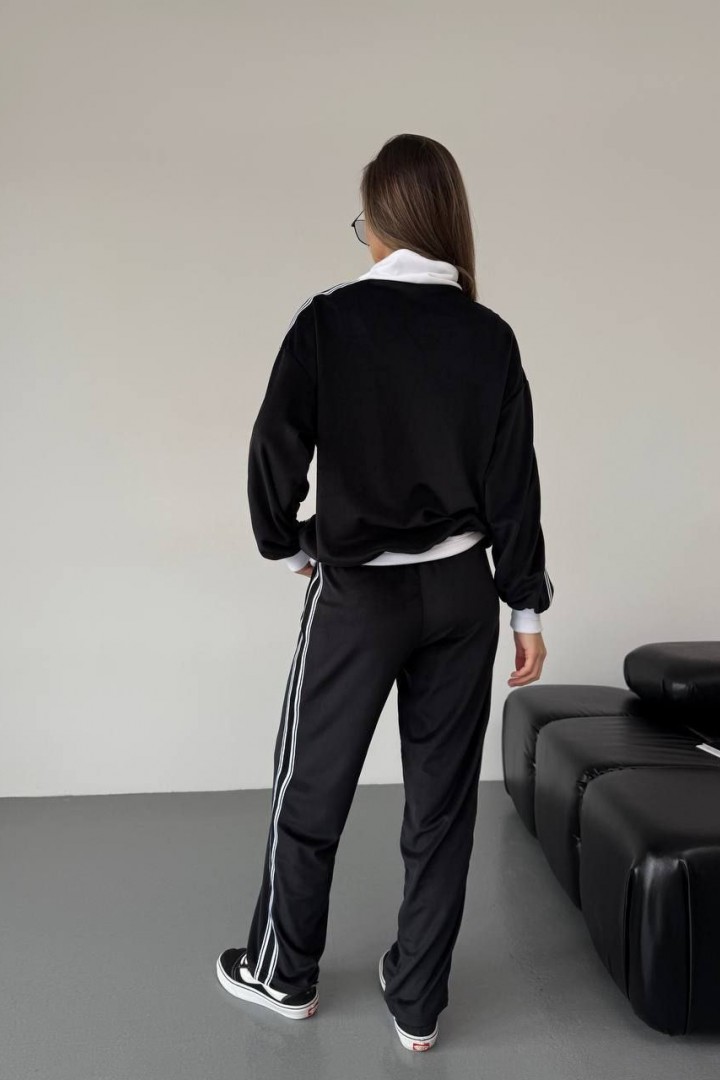 Велюровый костюм с лампасами SNV-10127A700