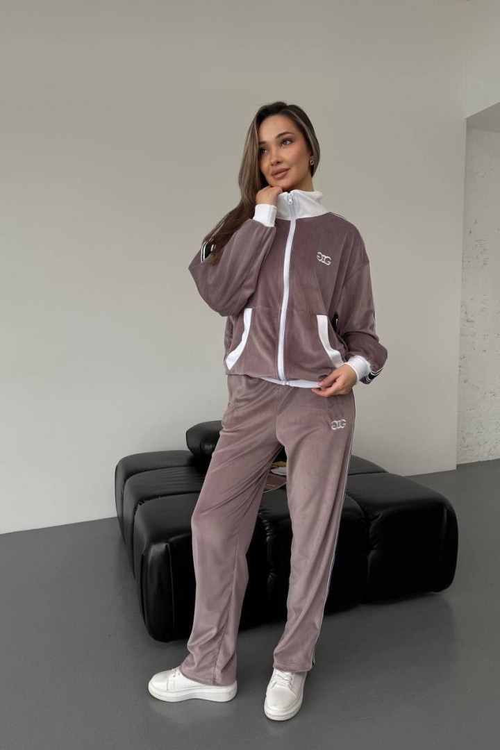 Велюровый костюм с лампасами SNV-10127A700