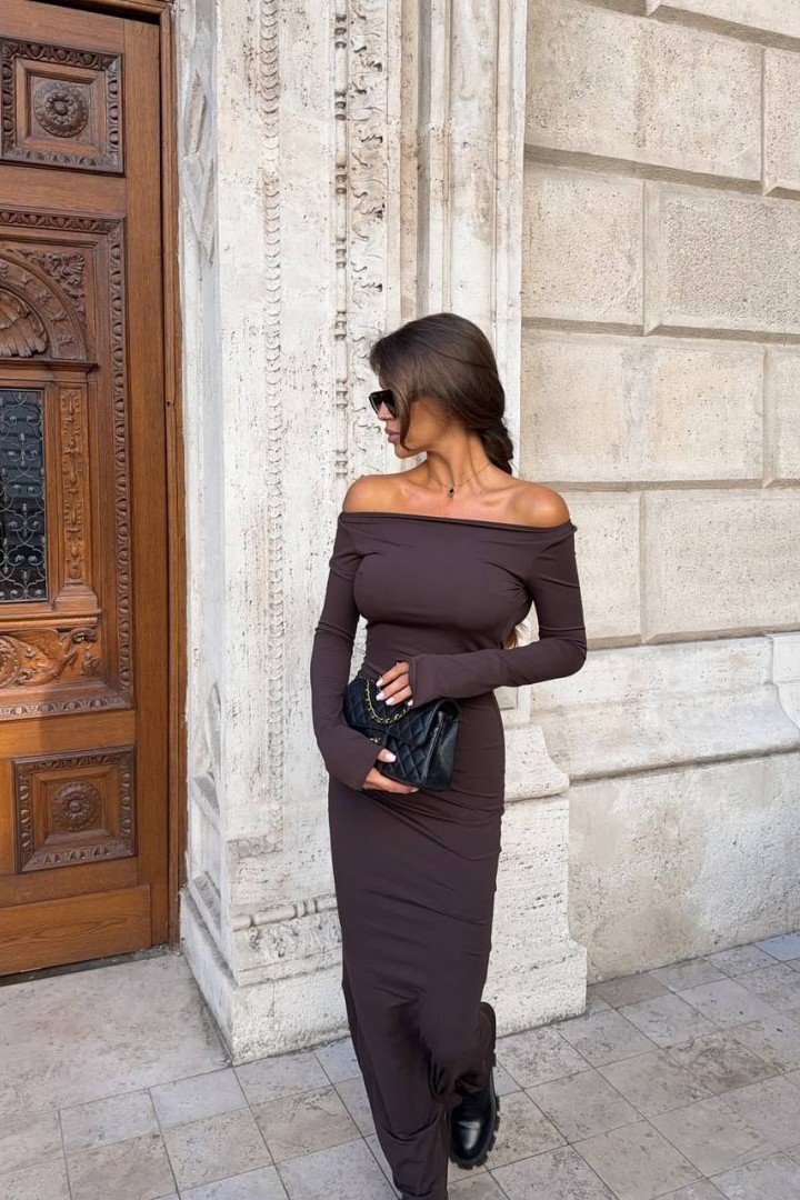 Длинное платье с открытой спиной  SAP-116A400