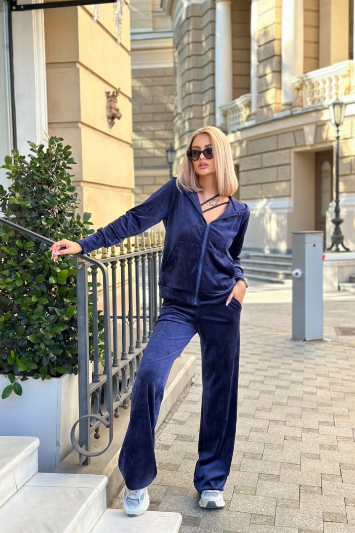 Велюровый костюм SC-6028A500