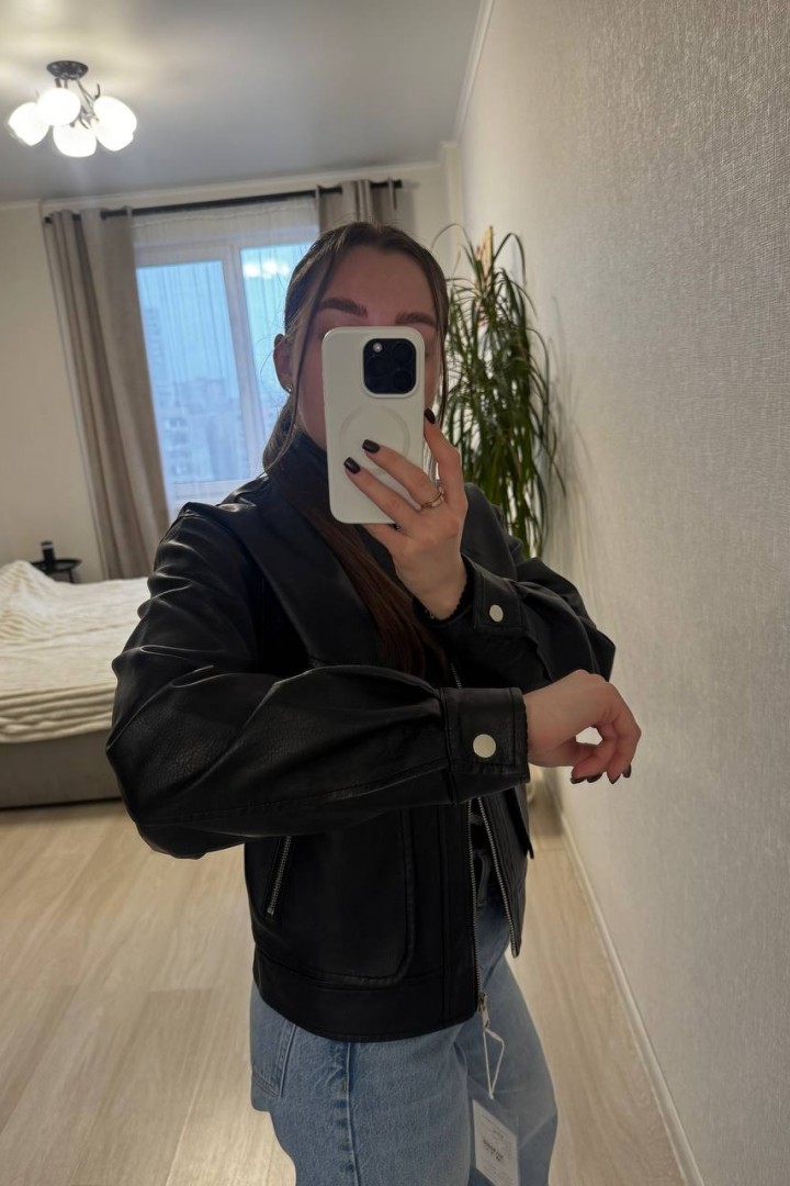 Стильна куртка з еко-шкіри INNA-01A1000