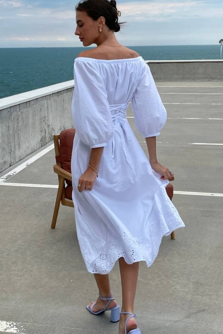 Нежное платье с вышивкой SOL-2801A550
