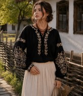 Жіноча вишиванка LEG-99101A17