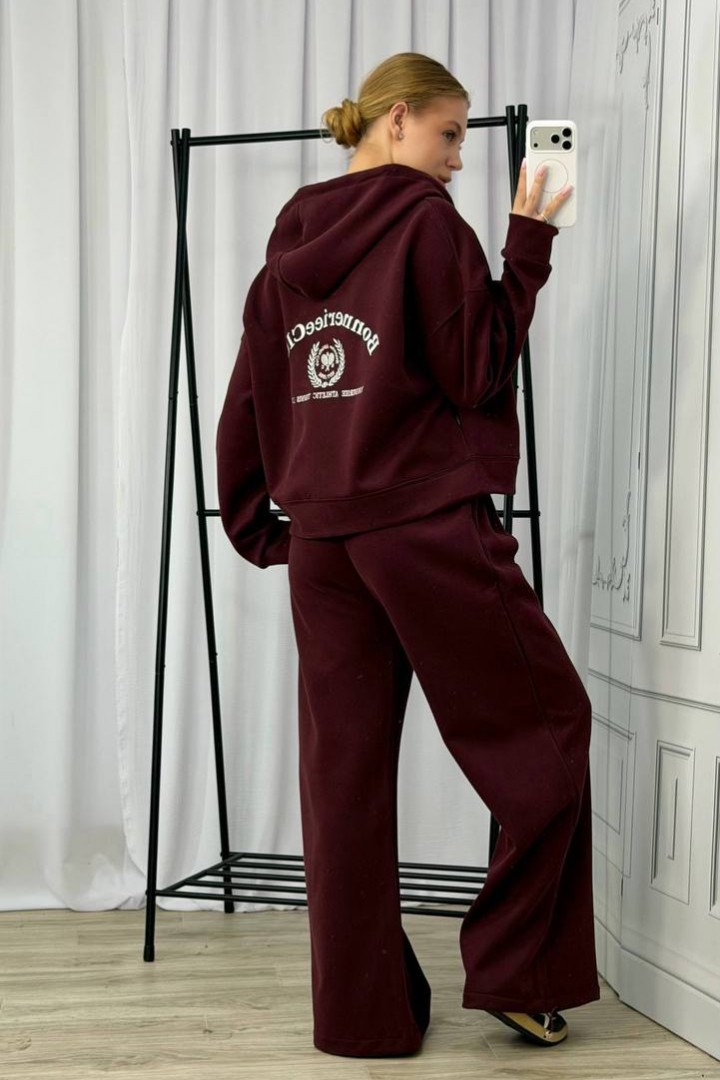 Стильный спортивный костюм MIK-88206A950