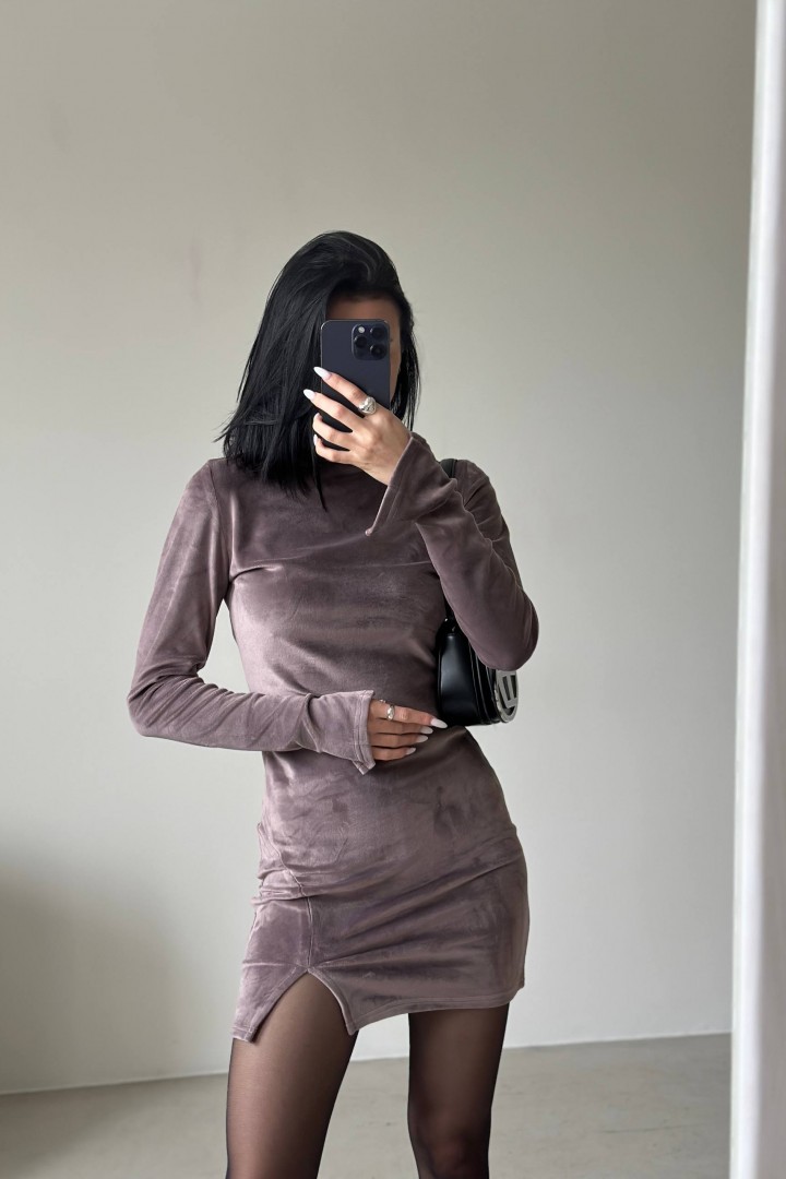 Велюровое платье BLO-836A370