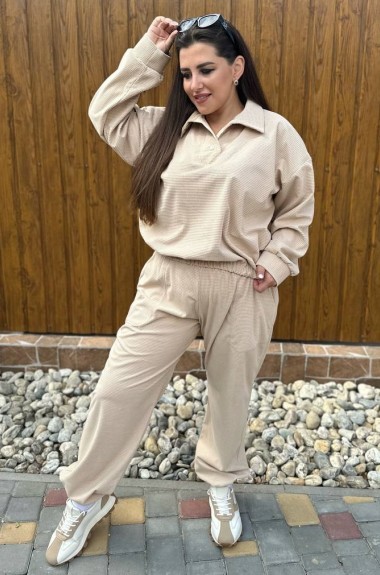 Костюм женский прогулочный VK-005A550 Костюм женский прогулочный VK-005A550