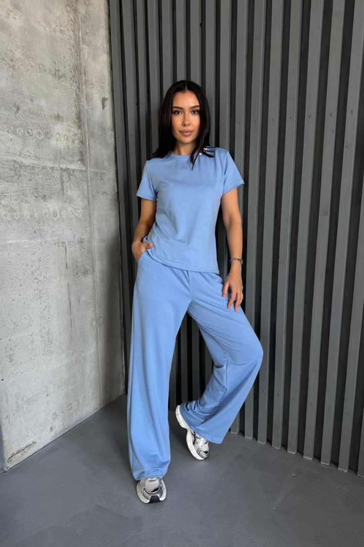 Костюм для прогулок AVB-135A590