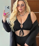 Купальник цельный с чашками VW-1579A495