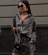 Женский костюм шорты и рубашка SAP-032A550 Женский костюм шорты и рубашка SAP-032A550