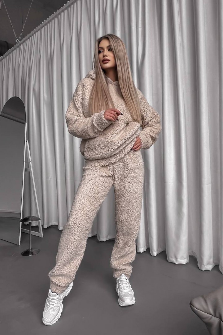 Пушистый костюм VM-10440A550