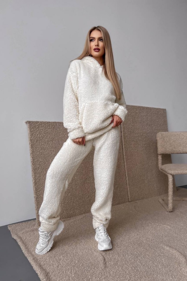 Пушистый костюм VM-10440A550