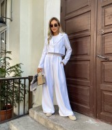 Брючный костюм с коротким пиджаком  ANA-1612A17