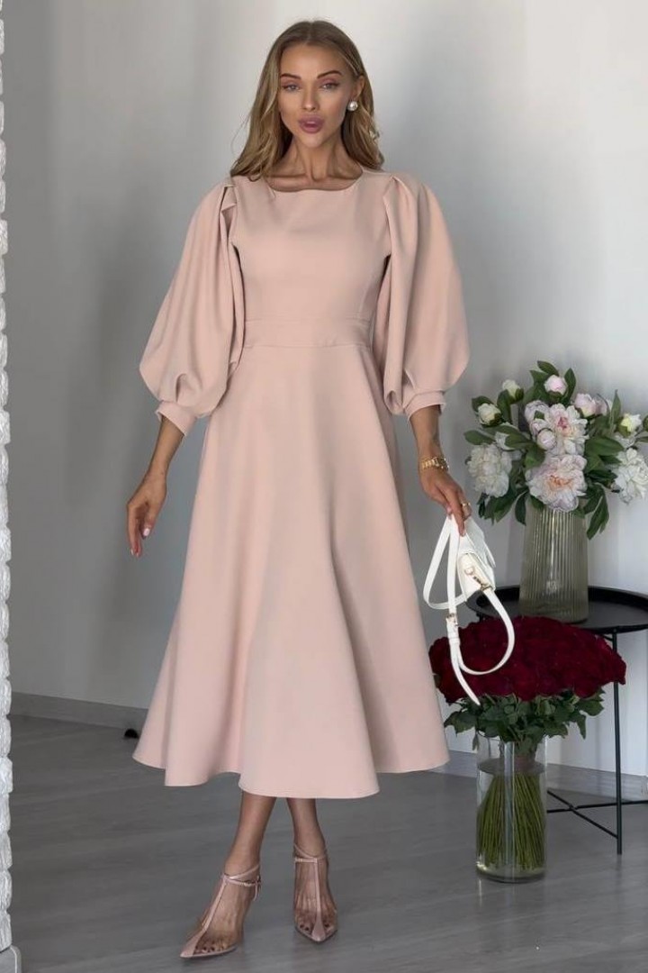 Розкішна сукня з відкритою спіною GIL-021A810