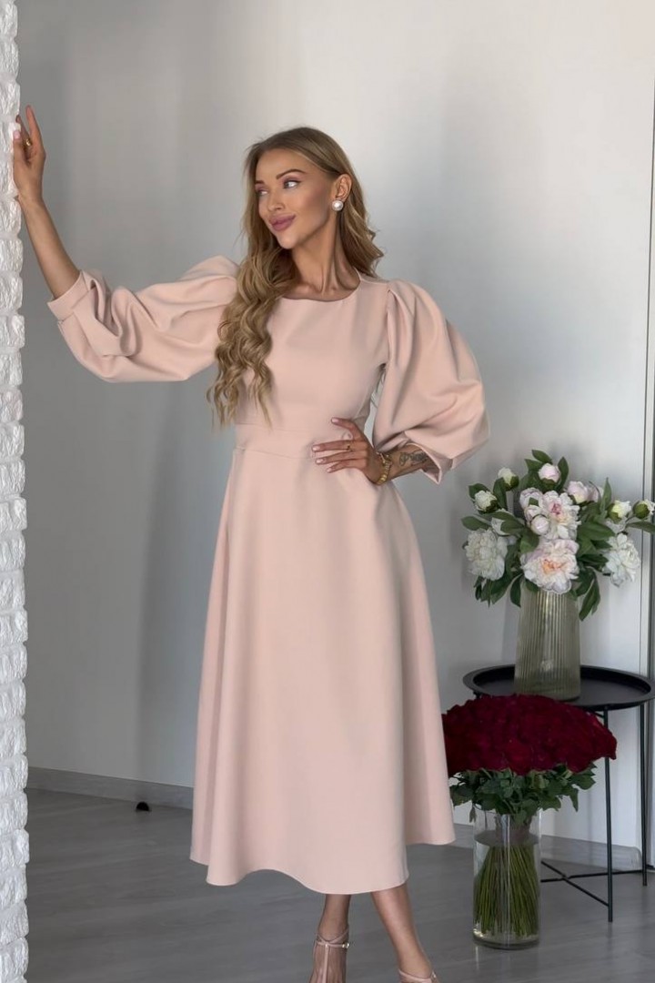 Розкішна сукня з відкритою спіною GIL-021A810