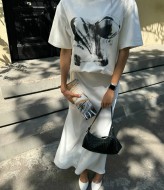 Женская футболка с рисунком MV-837A350