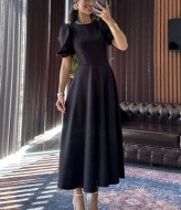 Однотонное платье DMP-R1785A400