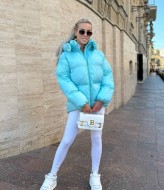 Женский пуховик с капюшоном  FAV-M465A2000