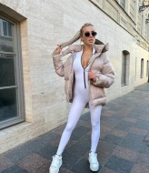 Женский пуховик с капюшоном  FAV-M465A2000