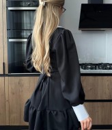 Платье с белым воротником и манжетами  MOK-552A539