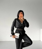 Костюм из экокожи на велюре DMP-R1877A550