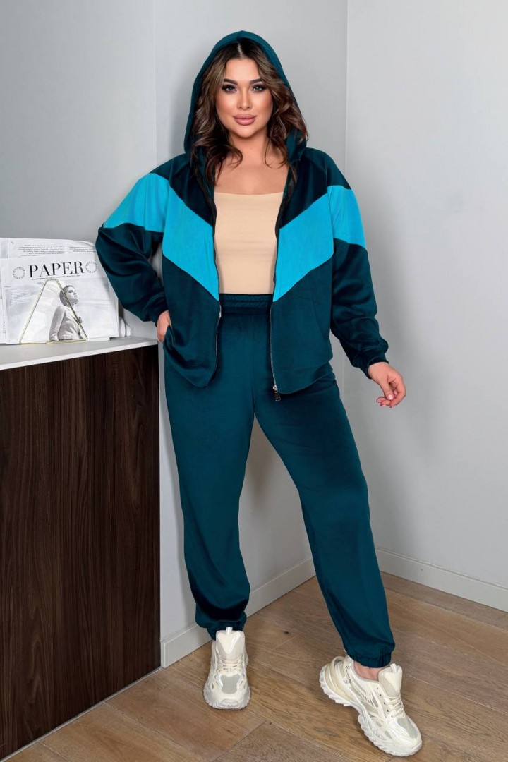 Женский спортивный костюм велюровый  LZ-M1239A700