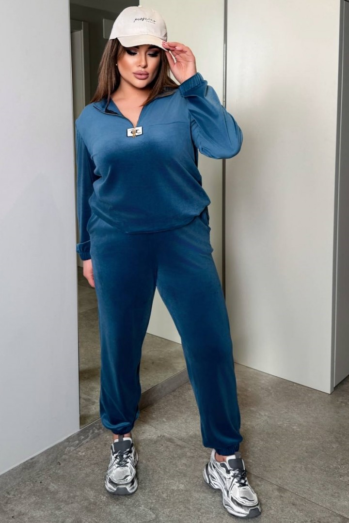 Женский костюм велюровый LZ-M1237A670