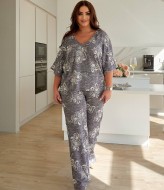 Женский брючный костюм с широкими брюками  DG-c107A400