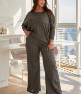 Брючный женский костюм  DG-c106A400