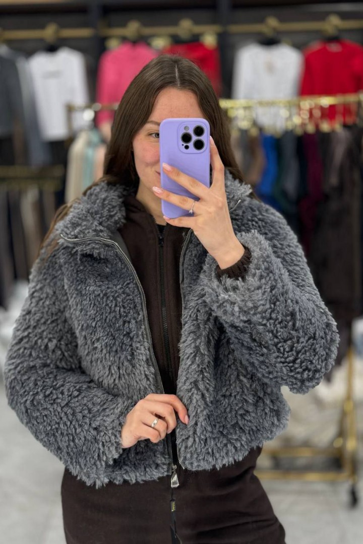 Трендовая куртка баранчик MIK-10046A490