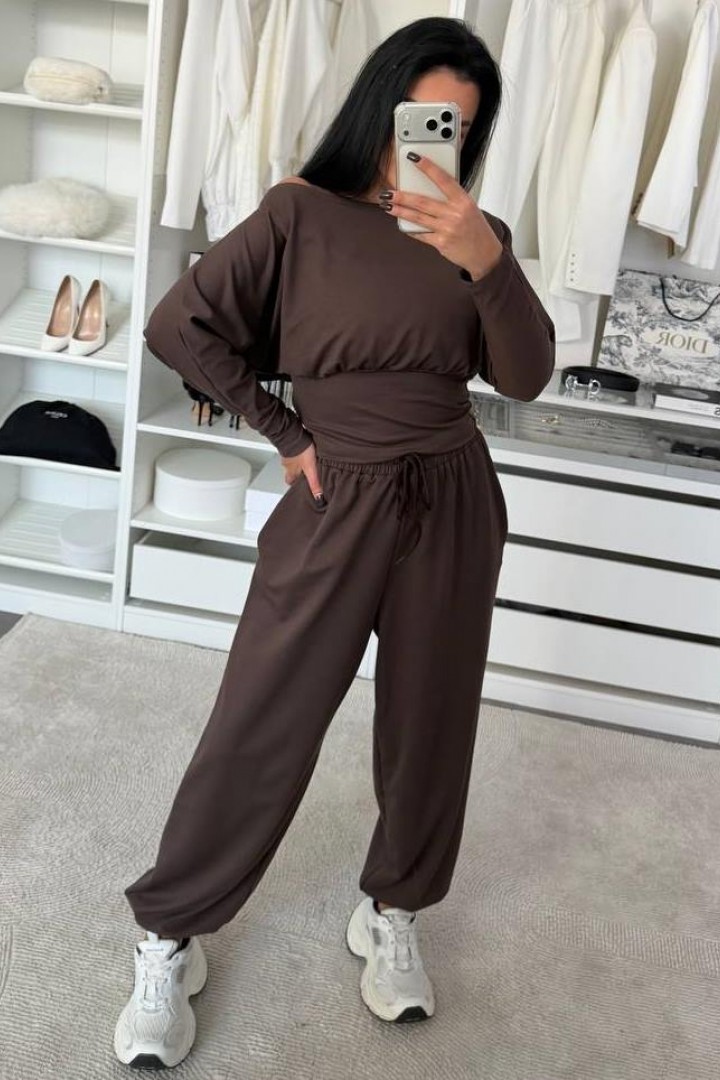 Современный и комфортный костюм RVA-452A650