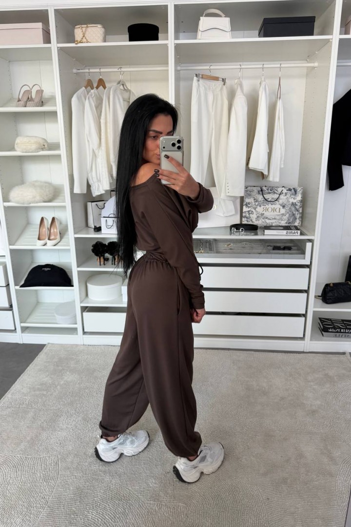 Современный и комфортный костюм RVA-452A650