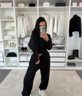 Современный и комфортный костюм RVA-452A650