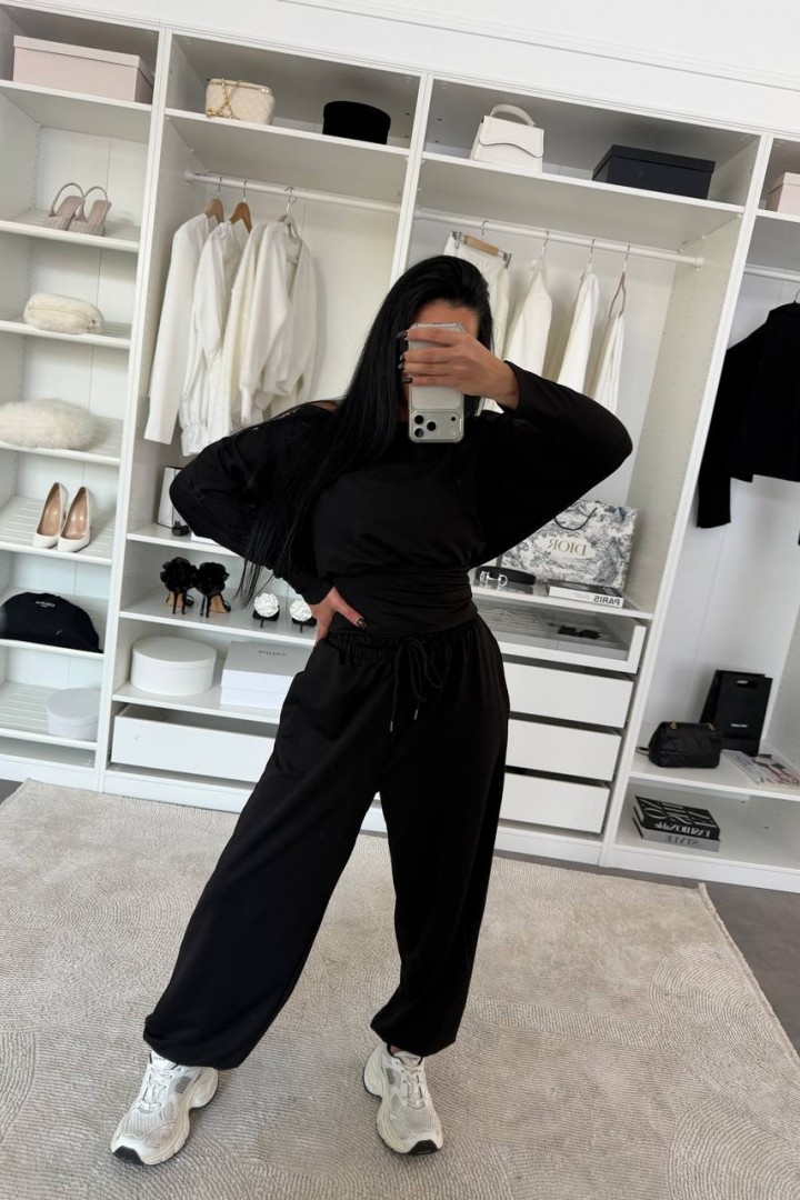 Современный и комфортный костюм RVA-452A650