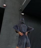 Плюшевый комбинезон с шортами MUS-036A500