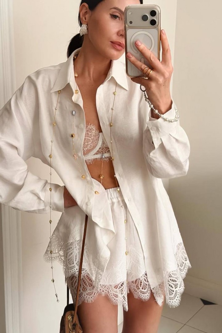 Костюм оригінального крою з мереживом VOL-750A750