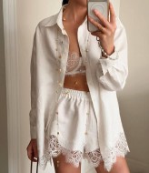 Костюм оригінального крою з мереживом VOL-750A750