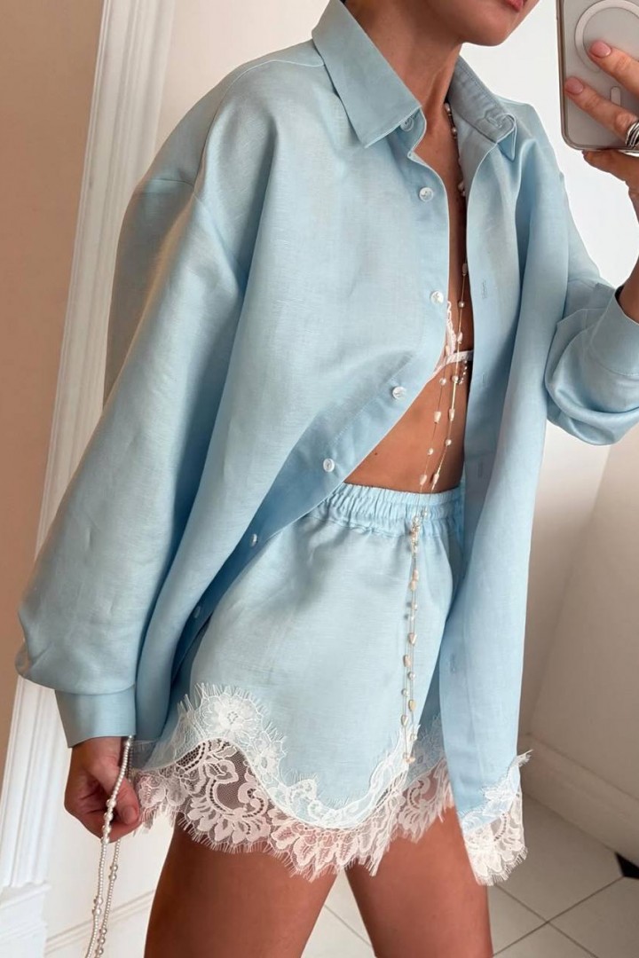 Костюм оригінального крою з мереживом VOL-750A750