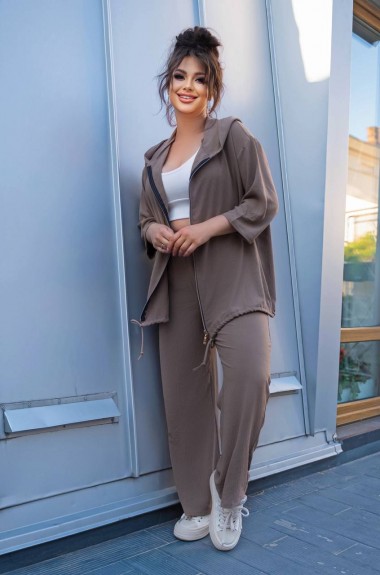 Женский летний прогулочный костюм IRI-0020019A14 Женский летний прогулочный костюм IRI-0020019A14