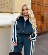 Велюровый костюм с лампасами ME-527A1100