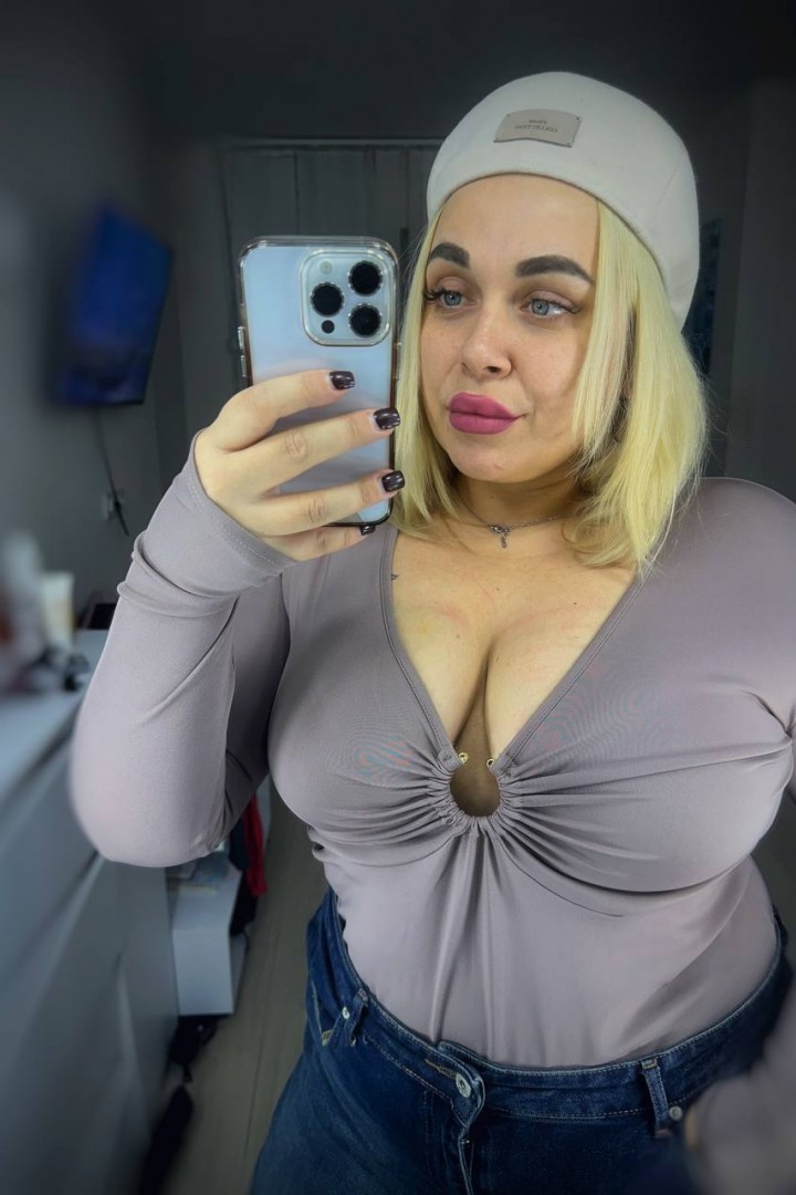 Лонгслив с глубоким декольте YS-2207A390B450