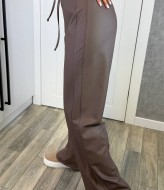 Кожаные брюки свободного кроя KG-124A390