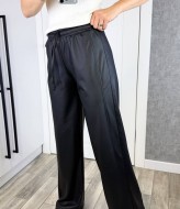Кожаные брюки свободного кроя KG-124A390