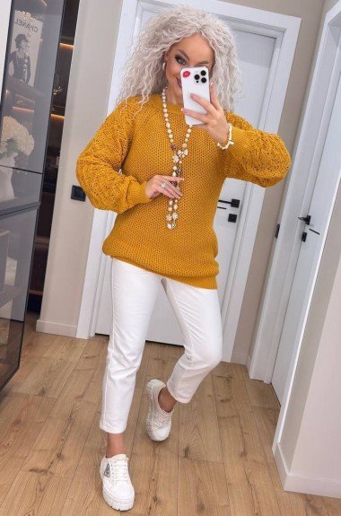 Женский свитер с ажурными рукавами IND-5076A580