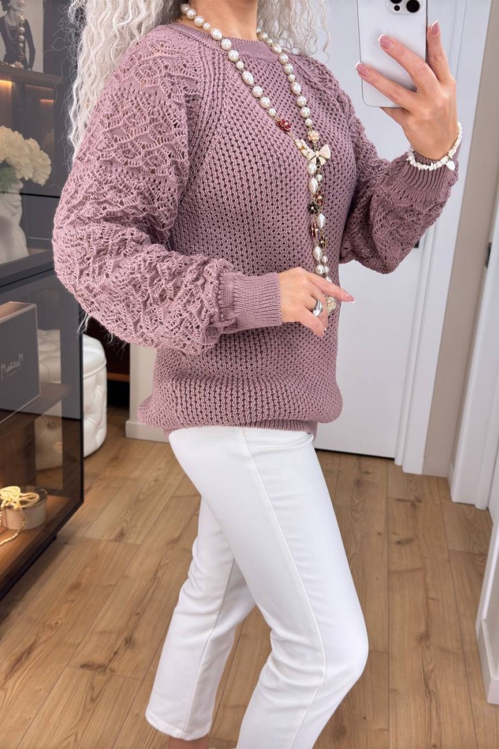 Женский свитер с ажурными рукавами IND-5076A580