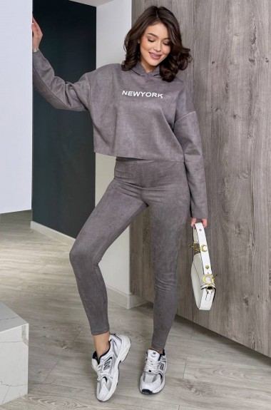 Замшевый костюм CUR-866A550