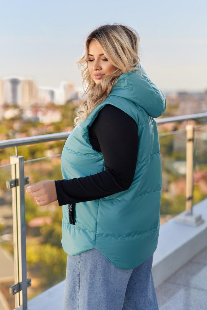 Стильная демисезонная жилетка RIL-0556A18