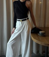 Необычный боди CULT-2010A330